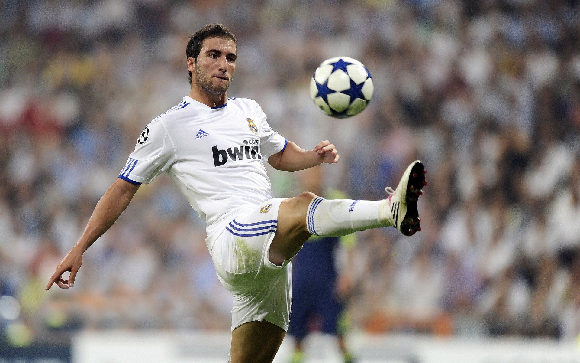 九游电竞-“中超联赛引入先进的电子计时技术”，中超技术统计